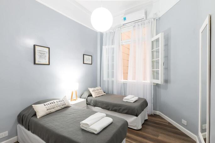 grey room
